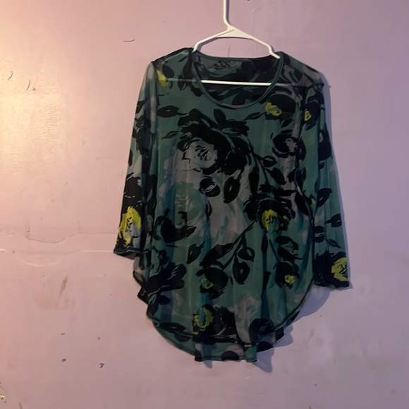 Shirt - Picture 1 of 2